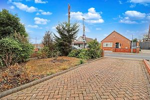 Driveway Parking- click for photo gallery